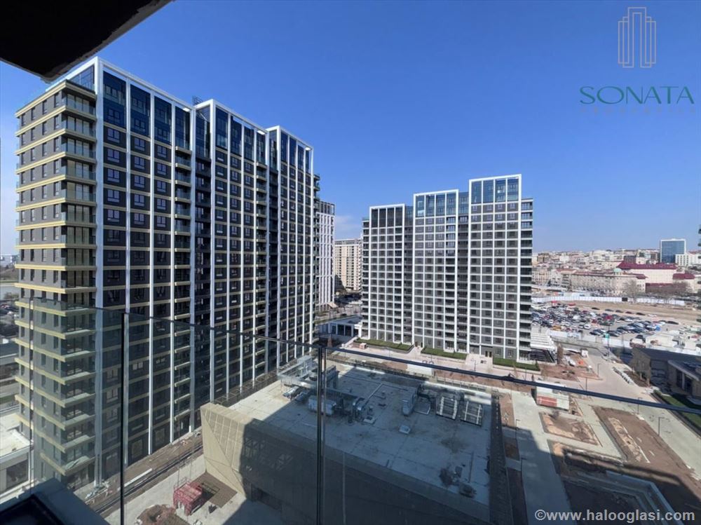 Bw Nika, 3.0 , pogled na sportski centar